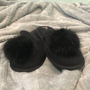 Victoria’s Secret Black Pom Pom Slippers